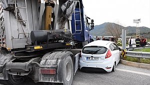 Aydın’da otomobille tır çarpıştı: 3 yaralı