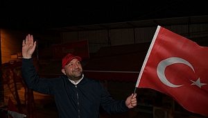 Başkan Gümrükçü’den otobüsle bayram kutlaması