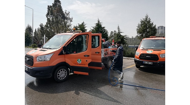 Bayraklı’da 3 koldan dezenfeksiyon