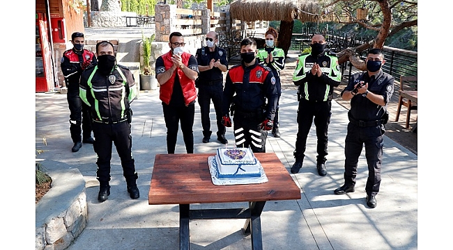 Bıçaklı kavga ihbarına giden polislere şaşkına döndü