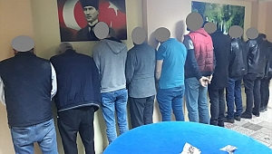Denizli'de sosyal mesafe kuralına uymayan 23 kişiye para cezası