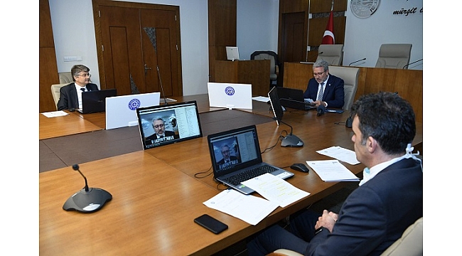 Ege Üniversitesi Senatosu internet ortamında toplandı