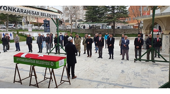 Kıbrıs gazisi, Afyonkarahisar'da son yolculuğuna uğurlandı