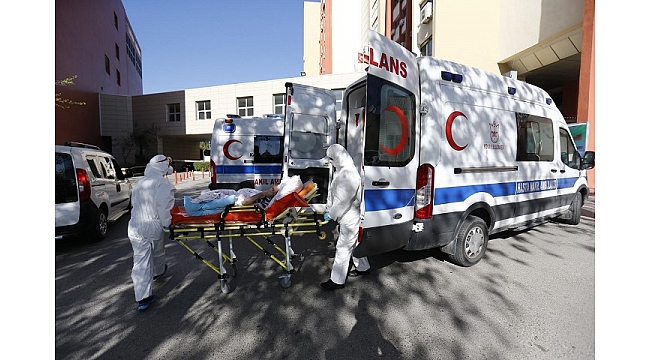 Konak’ta bakıma muhtaçlara el uzatıyoruz