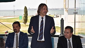 Kordon esnafından Başkan Batur'a "işgaliye ücreti" teşekkürü