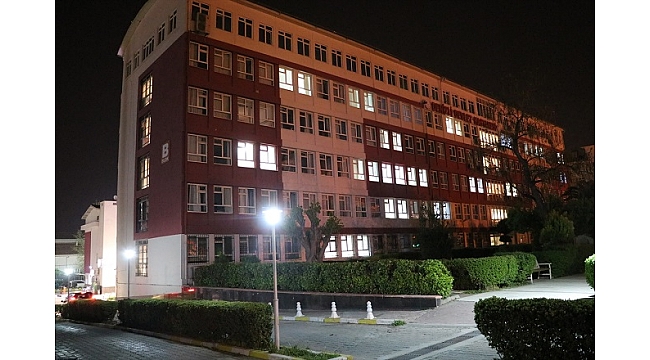 Koronavirüs tanılı kişi, hastanenin 2. katından çarşafları bağlayarak kaçtı