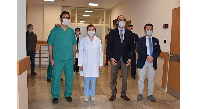 Koronavirüsü yenen iki kişiden immün plazma bağışı