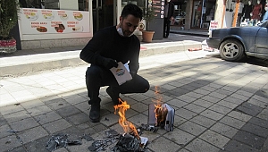 Lokantacı 70 bin liralık veresiye defterlerini yaktı
