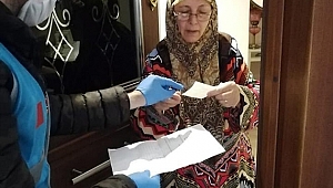 Milli Dayanışma Kampanyası'na İzmirlilerin desteği sürüyor