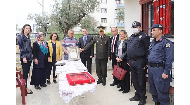 Onur Karakaya&#039;nın ailesine &quot;şehadet belgesi&quot; verildi