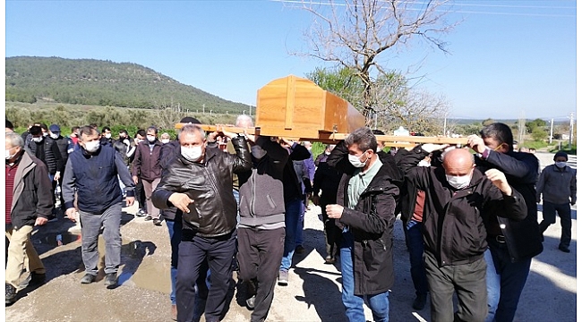 Özcan Eren'in cenazesi toprağa verildi.