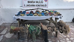 Balık Tutarken Yakalandılar