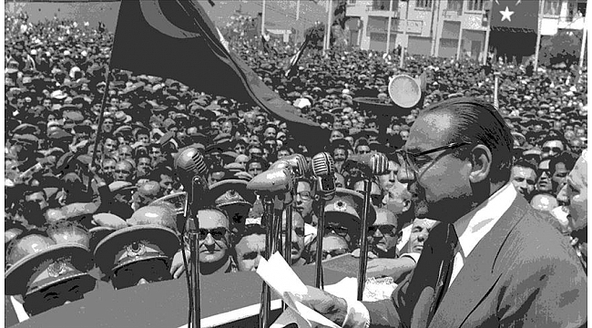 Eğitimden sosyal politikalara çağ atlatan 10 yılın mimarı Demokrat Parti
