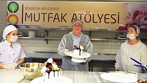 Elleriyle yaptı, elleriyle götürdü
