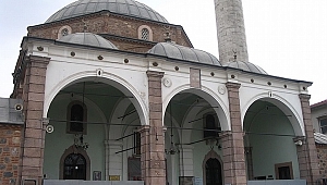 İzmir'de cami hoparlörlerinden müzik yayınına inceleme