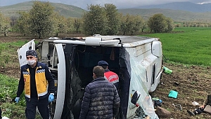 Karantinadan çıkanları taşıyan otobüs devrildi