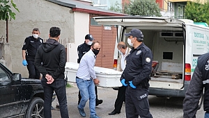 Komşu apartmanın bahçesinde ölü bulundu
