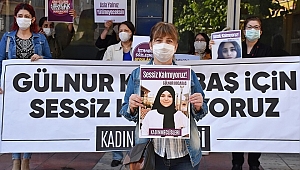 Manisa'da bir grup, kadın cinayetlerini protesto etti