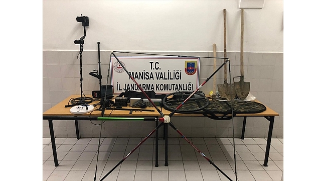 Manisa'da kaçak kazı yapan 5 kişi yakalandı