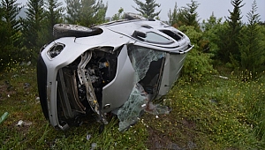 Manisa'da trafik kazası: 1 ölü, 2 yaralı