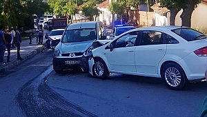 Manisa'da trafik kazası: 5 yaralı