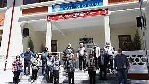 Mezun oldukları okulda 55 yıl sonra buluştular