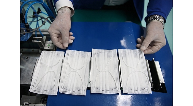 Türk şirket ayda 1,5 milyar adet cerrahi maske üretecek