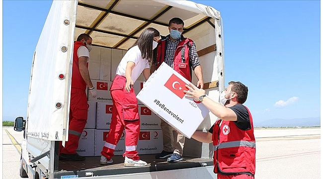 Türkiye'nin tıbbi yardımları Kuzey Makedonya'ya ulaştı