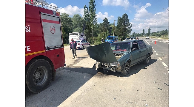 Banaz'da trafik kazası: 2 yaralı