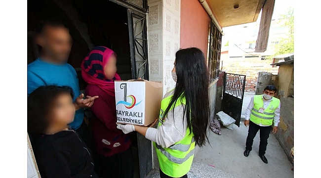 Bayraklı'da 16 bin aileye erzak desteği