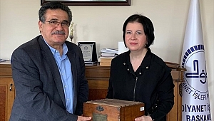 Bu Kur'an-ı Kerim İzmir'de tarihe ışık tutuyor