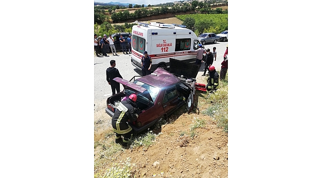 Denizli’de iki otomobil çarpıştı: 5 yaralı