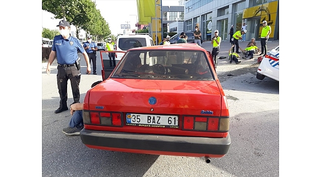 Denizli'de Trafik Kazası:5 polis yaralı