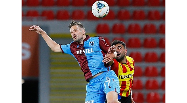 Göztepe,Trabzonspor'a diş geçiremedi :1-3
