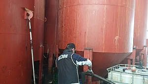 İzmir'de 110 ton kaçak akaryakıt ele geçirildi