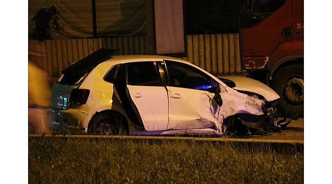 İzmir'de trafik kazası: 1 ölü, 1 yaralı