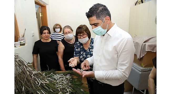Menderes Belediyesi’nden Kadın Üreticilere Destek