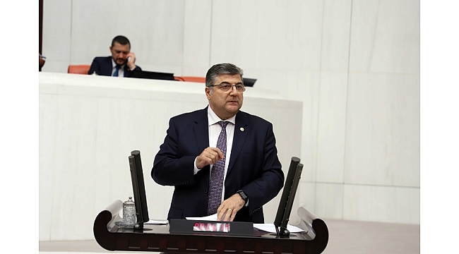Sındır, “Böyle giderse gül sektöründe de sınıfta kalacağız”