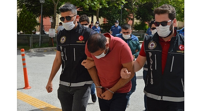 Uyuşturucu operasyonunda 3 şüpheli tutuklandı.