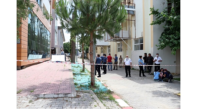Yüksekten düşen inşaat işçisi hayatını kaybetti