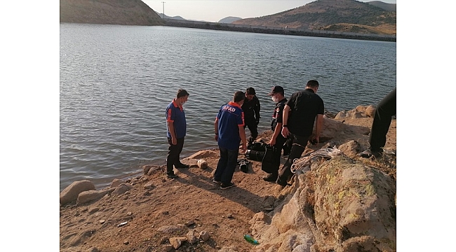 Afyonkarahisar'da gölete giren kişi boğuldu
