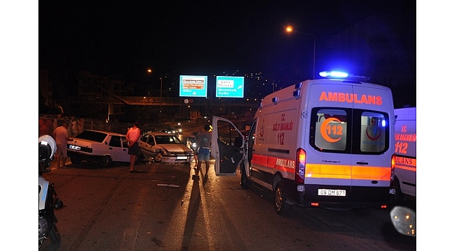 Aydın'da trafik kazası.2'si çocuk 4 kişi yaralandı