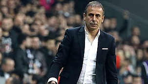 Beşiktaş'ın eski hocası Abdullah Avcı'nın, Göztepe ile anlaştığı ileri sürüldü