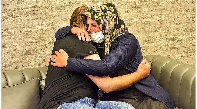 Diyarbakır annelerinden biri daha evladına kavuştu