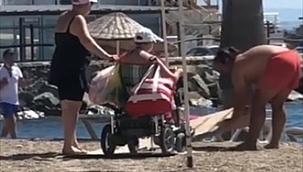 Engelliye yardımın videosu yürekleri ısıttı