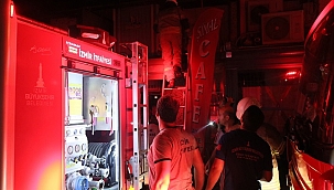 İzmir'de bir otel yangın nedeniyle boşaltıldı