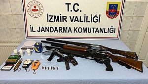 İzmir'de Hint keneviri ve silah ele geçirildi