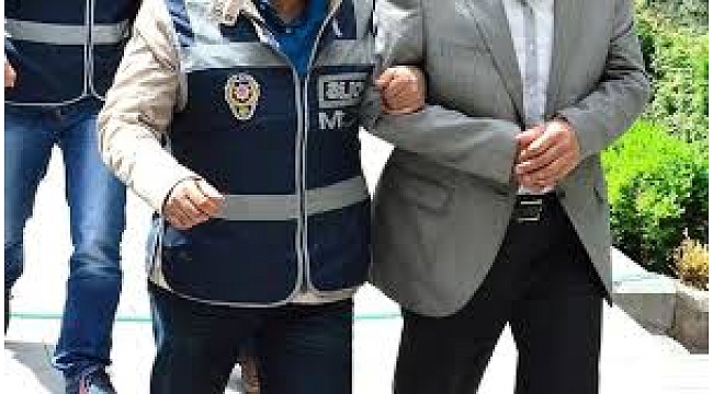 İzmir merkezli FETÖ operasyonunda 6 tutuklama