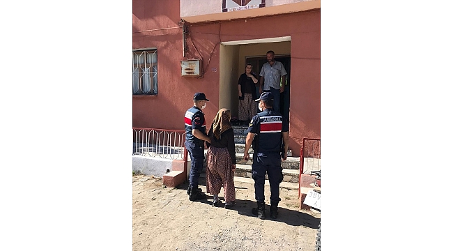 Kayıp alzaymır hastası kadını jandarma buldu