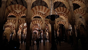 Kurtuba Ulu Cami yıllardır sadece Katoliklerin ibadetine açık tutuluyor